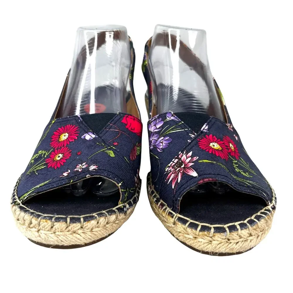 Clarks Artisan Petrina Rhea Navy Floral Canvas Wedge Sandal 11 New